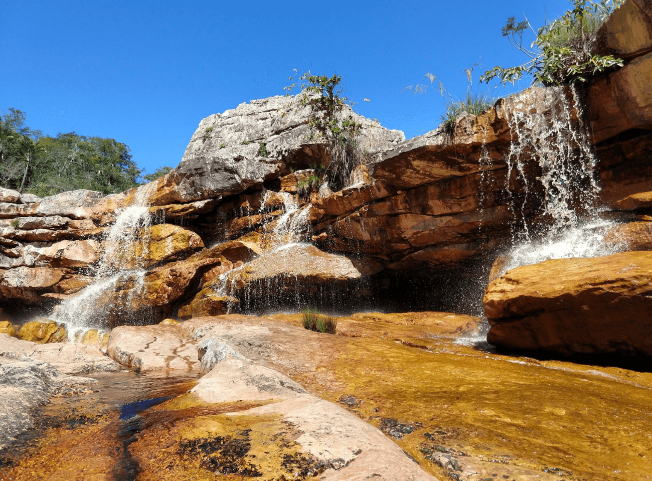 Cachoeira do Rio Preto e cachoeira das Rodas